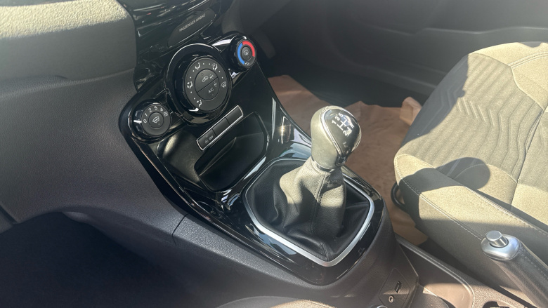 Ford Fiesta 1.0 EcoBoost Zetec 5dr Petrol Hatchback